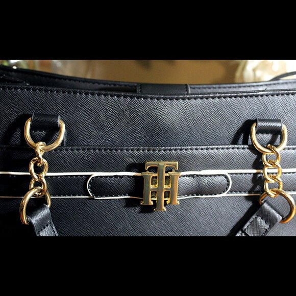 SOLD Designer Inspired Tommy Hilfiger Structured Bag - Picture 2 of 10